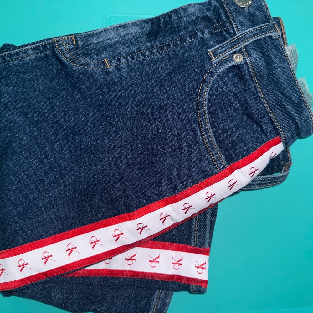 Calvin Klein Jeans Ankle Cropped Skirt in Blue and Red